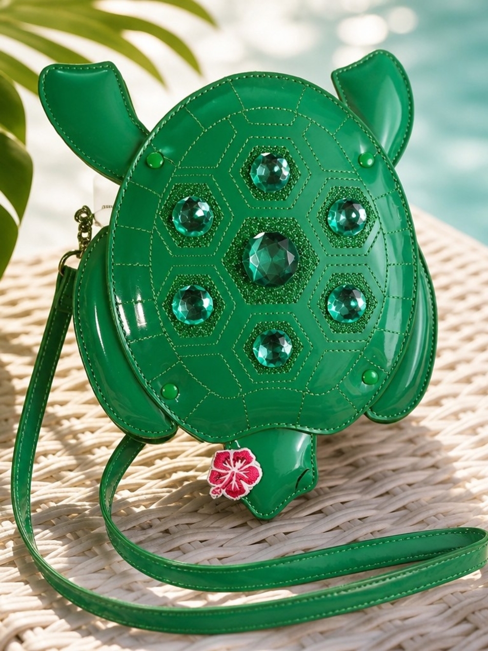 Betsey Johnson GREEN "SHELLY TURTLE" Crossbody Bag & Time & True Earring Set - Picture 4 of 4
